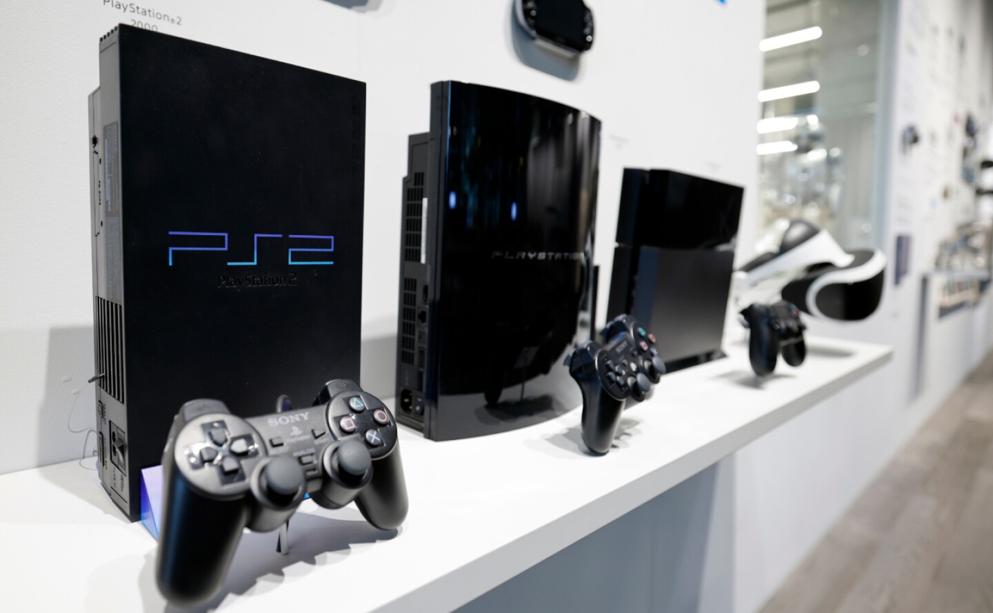 playstation-2-efe (1).jpg