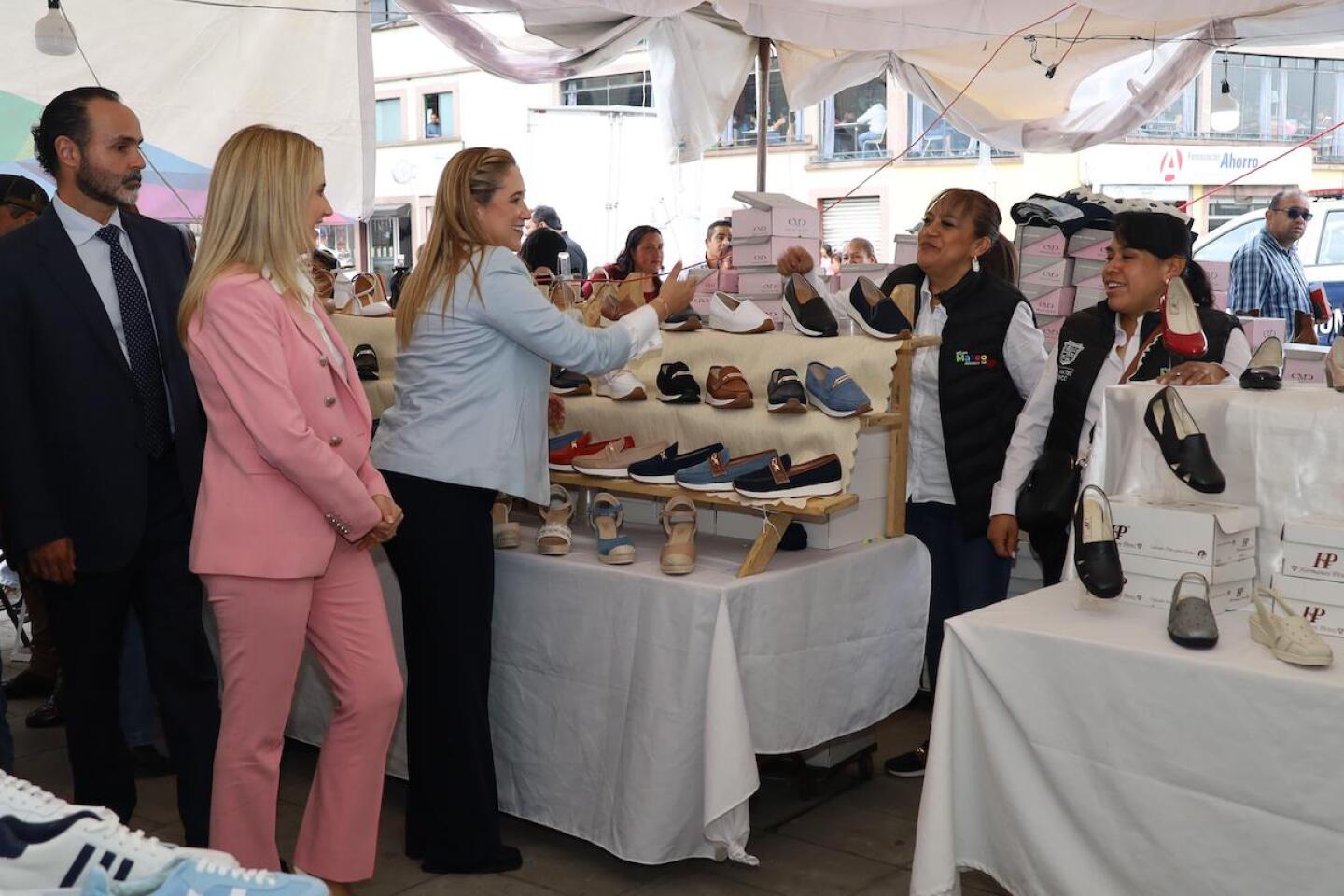 Expo-venta de calzado artesanal.jpeg
