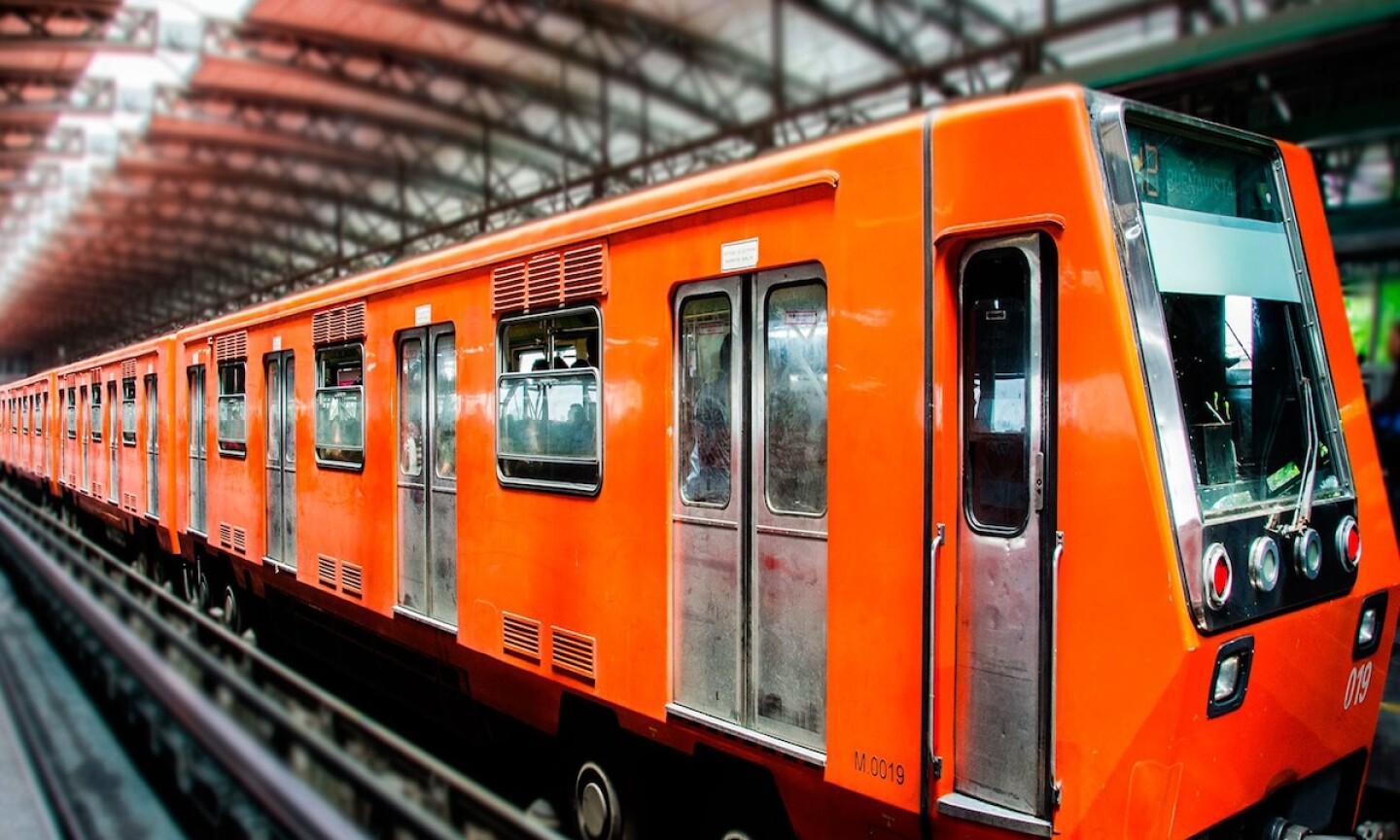 metro servicio hoy como van trenes .jpg