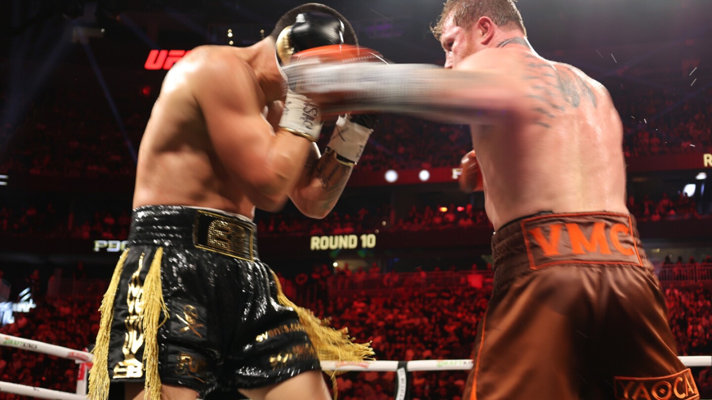 cuanto-dinero-gano-el-canelo-por-pelea-contra-berlanga