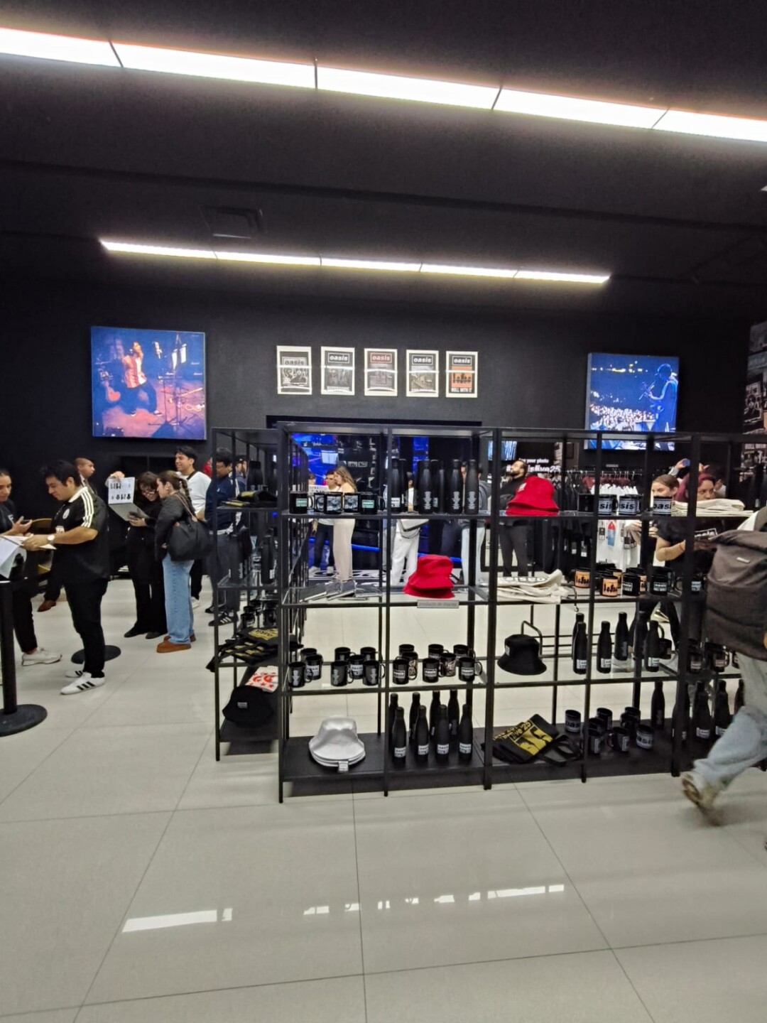 oasis fan store mexico.jpg