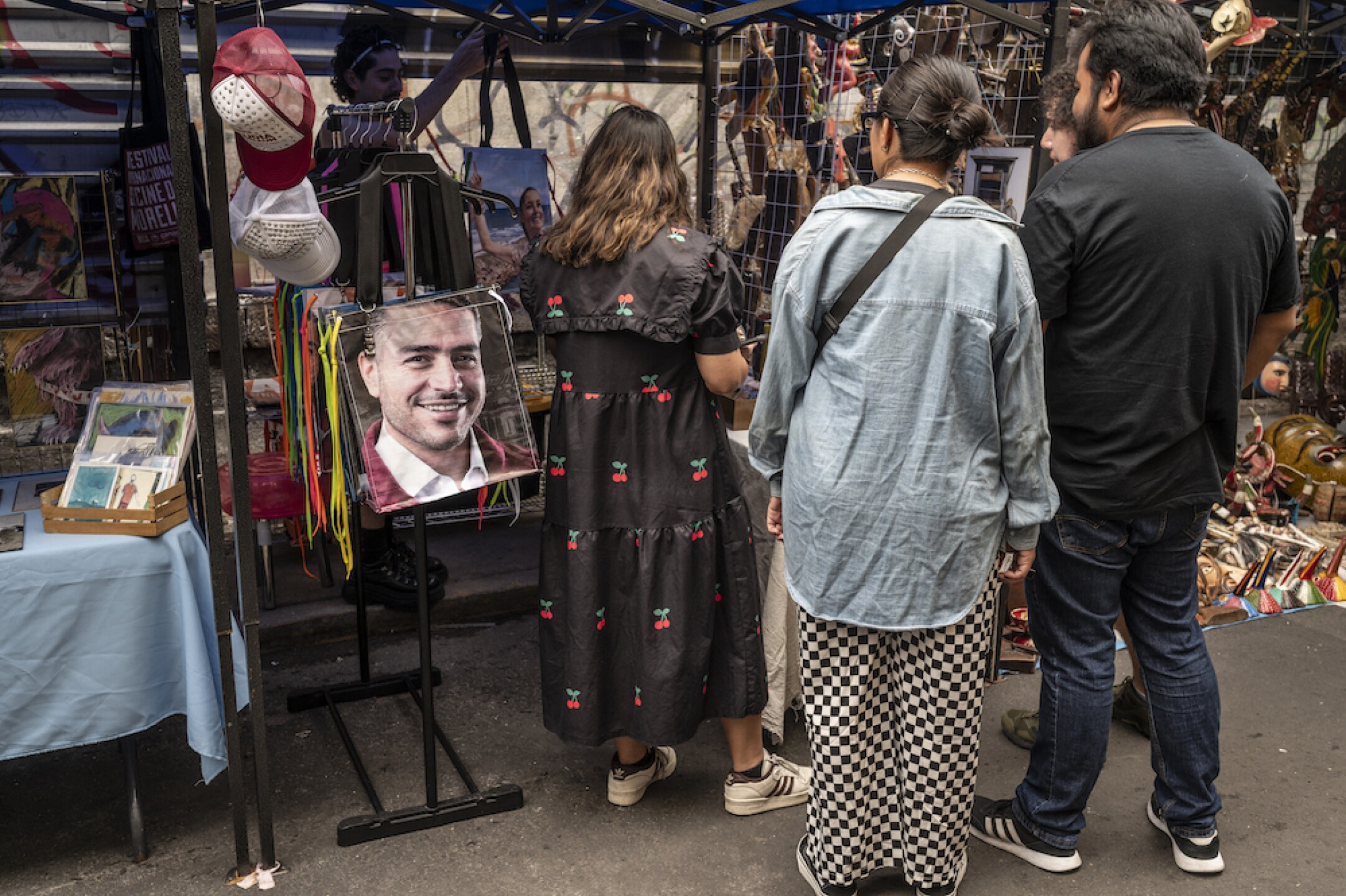 MEXICO-ENVIRONMENT-RECYCLING-FASHION