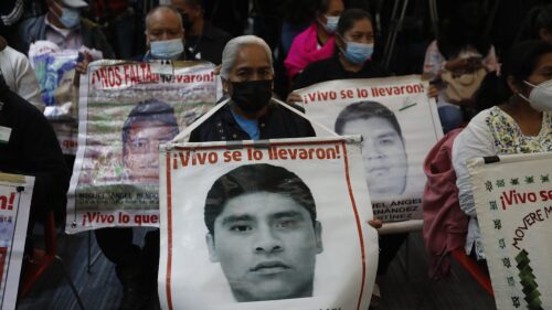 Fiscalía mexicana nombra a nuevo fiscal para el caso Ayotzinapa