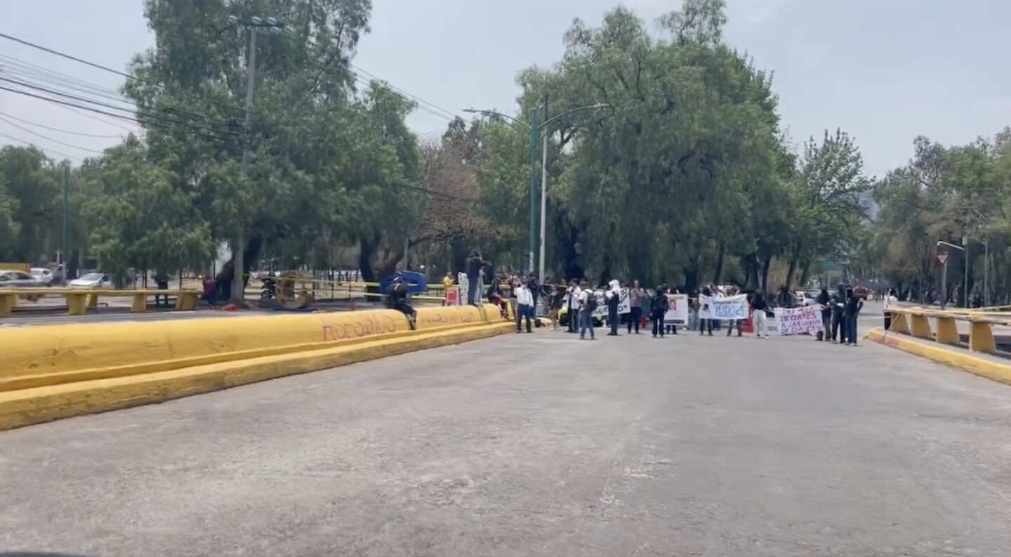 insurgentes-bloqueo