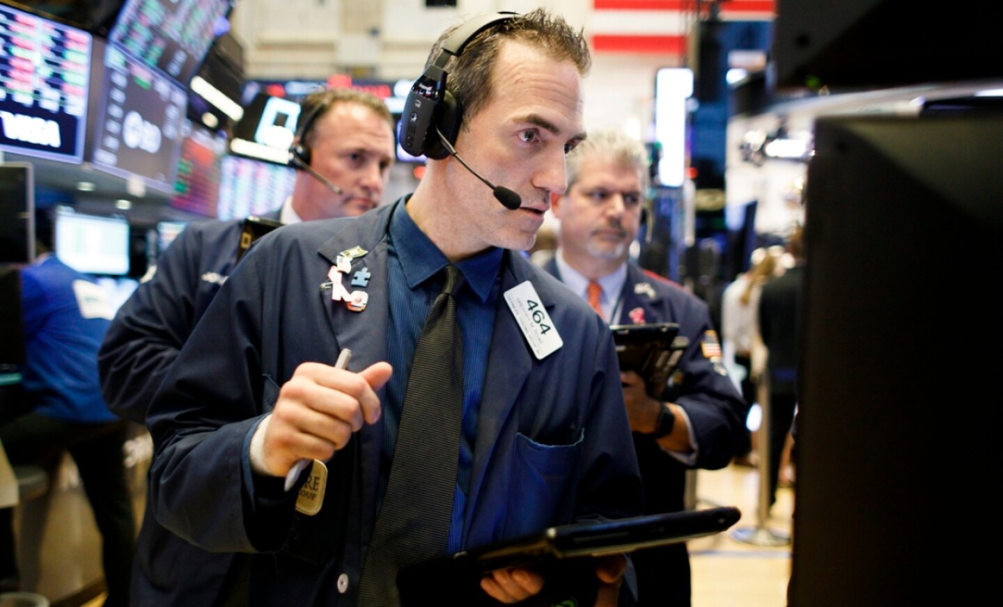 wall street.jpg