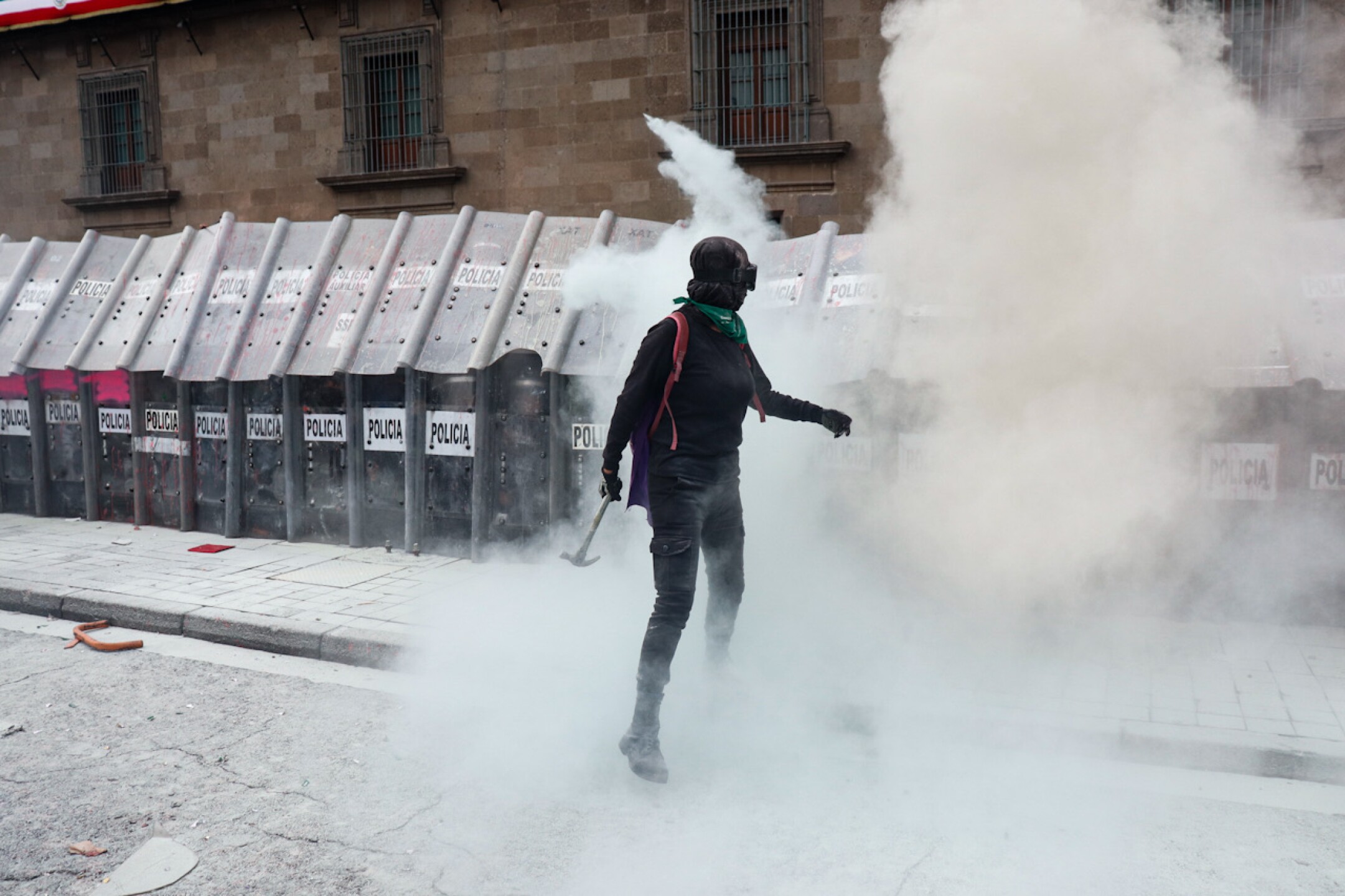 BE051597-9660-4E25-9FB4-6349A6776B16