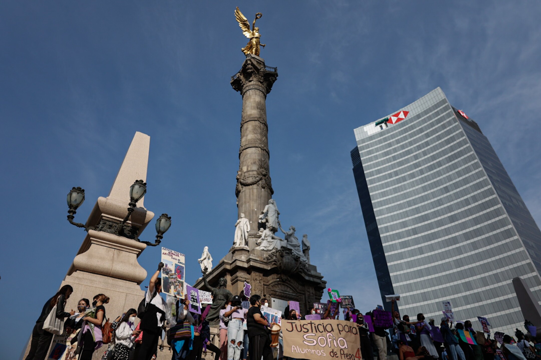 Sofia-Morales-UNAM-intoxicada-feminicidio-cdmx-protesta-1