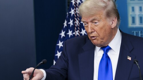 Trump decide romper con efecto "inmediato" la negociaciÛn comercial con Canad·