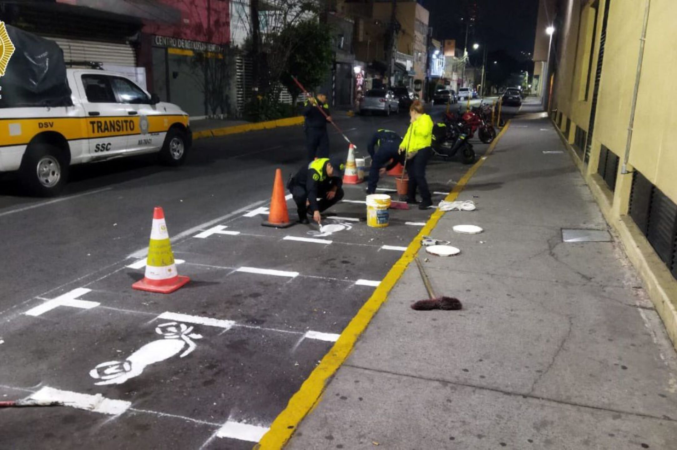 cdmx-habilita-cajones-exclusivos-para-estacionar-motos-ante-ola-de-robos-van-15-mil-robadas-en-un-ano