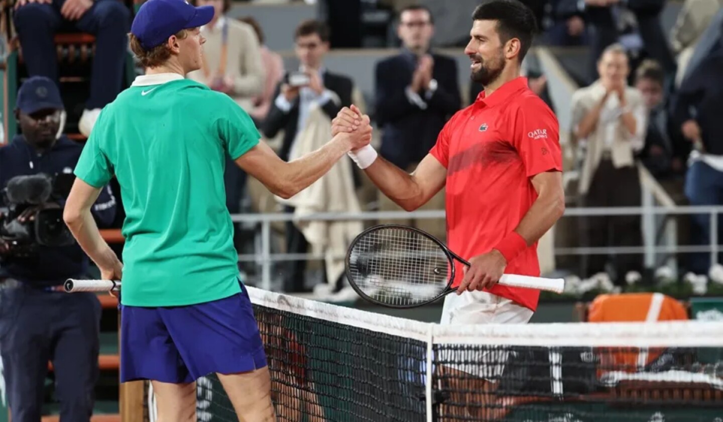 djokovic-sinner-masters-1000-de-toronto-efe.jpg