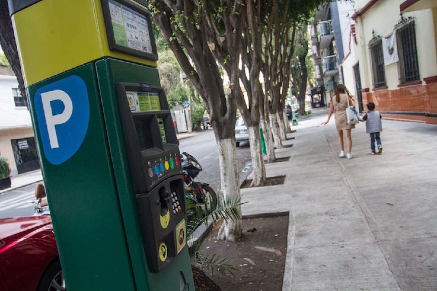 CIUDAD DE MÉXICO, 22MAYO2018.- Desde 2017, la Secretaría de Movilidad tomó el control de los recursos generados por los parquímetros, sin embargo dejó de publicar informes con lo recaudado, reportó el periódico Reforma. FOTO: ISAAC ESQUIVEL /CUARTOSCURO.COM
