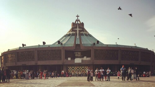 extorsionador de peregrinos Basílica
