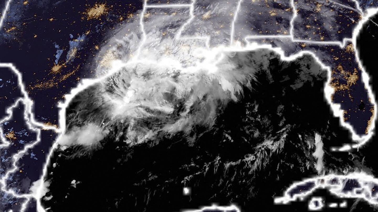 US-WEATHER-STORM