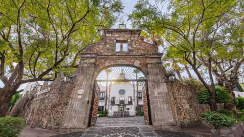 cuernavaca hotel Anticavilla