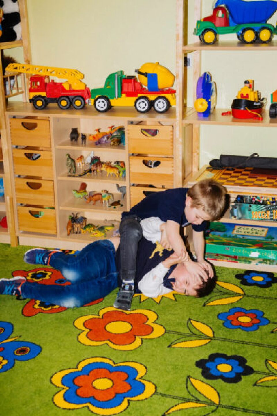 Karolina-Wojtas-sistema-educativo-rigido-militarista-fotos-1-400x600