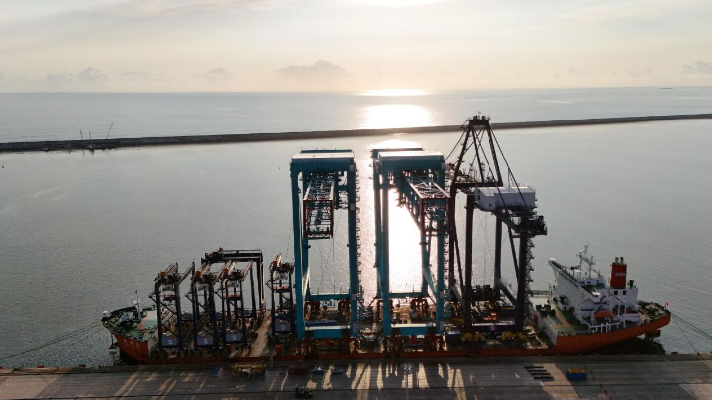 Hutchison Ports ICAVE moderniza su terminal con 540 mdp: ¿qué mejora en ...