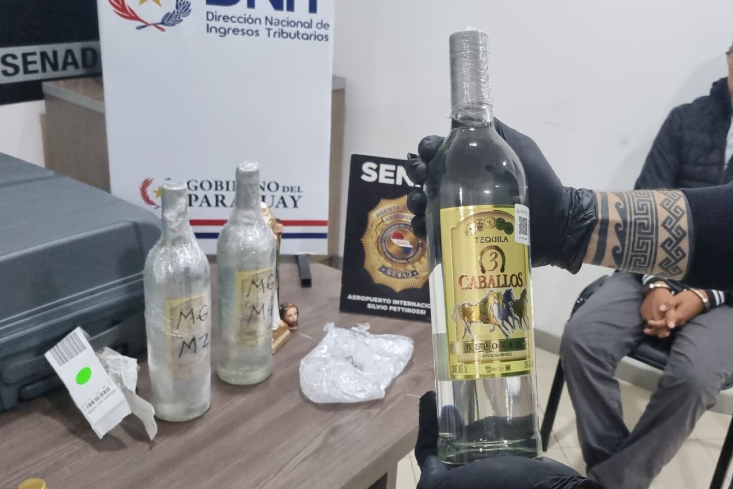 Paraguay botellas tequila metanfetaminas