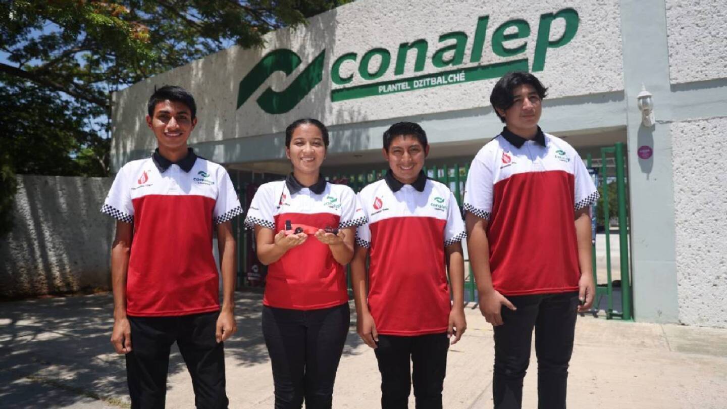 alumnos conalep singapur