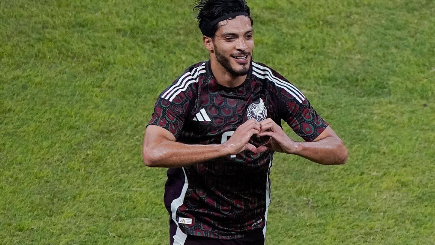 raul-jimenez-maximos-goleadores-seleccion-mexicana