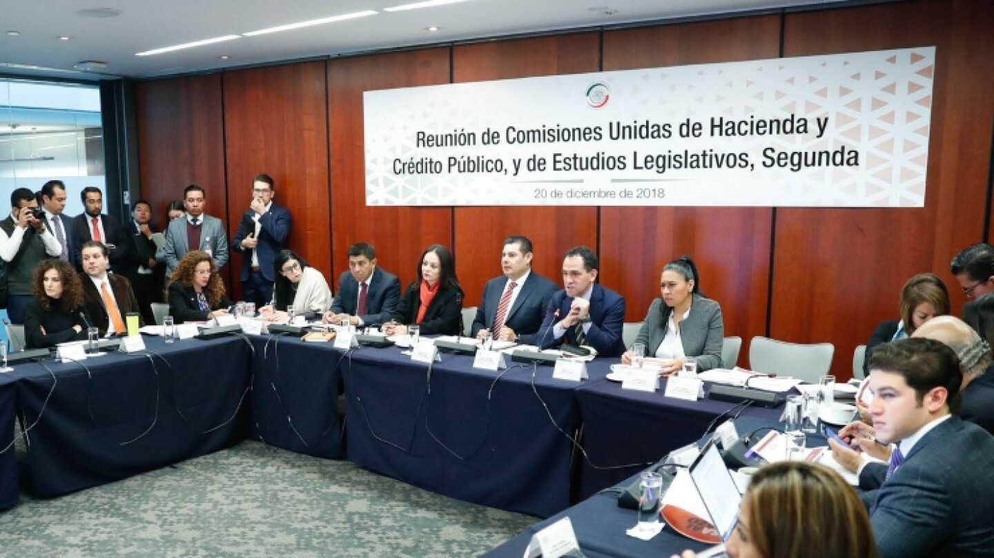 Senado comisión (1)