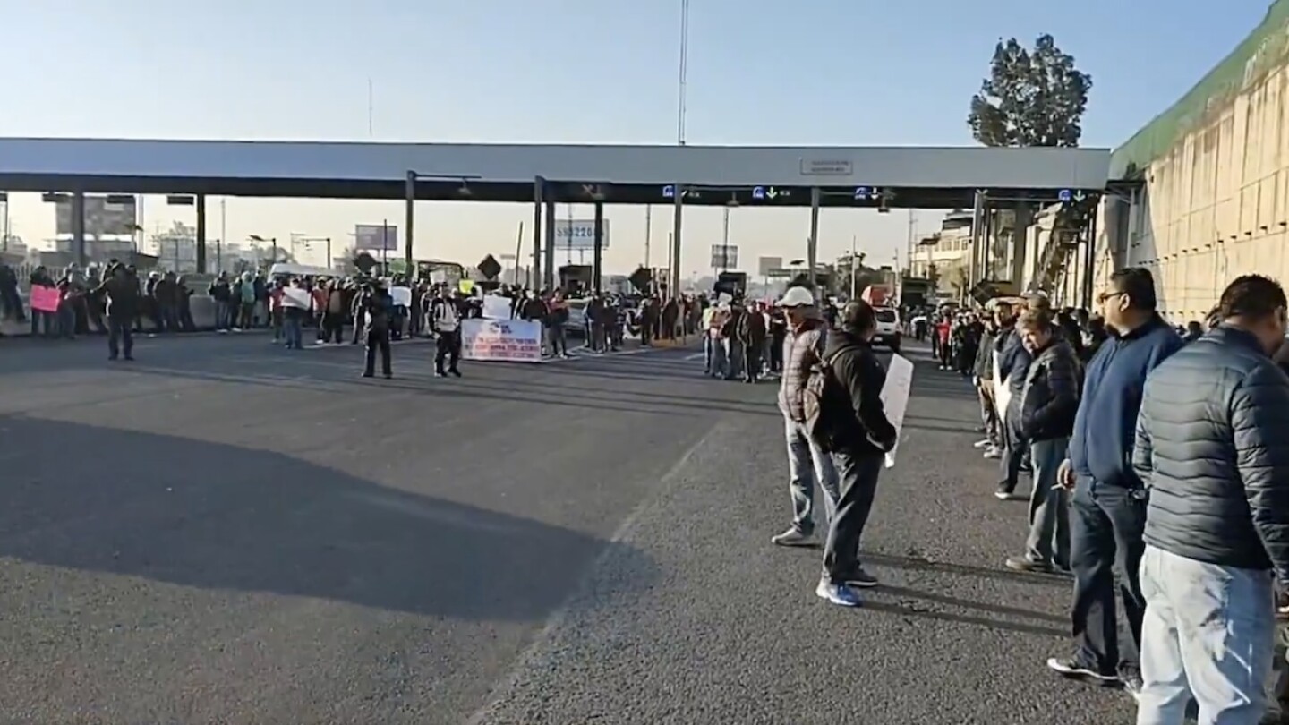 bloqueo ecatepec hoy caseta san cristóbal