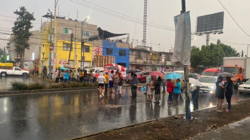 Bloqueo en Eje 6 Sur