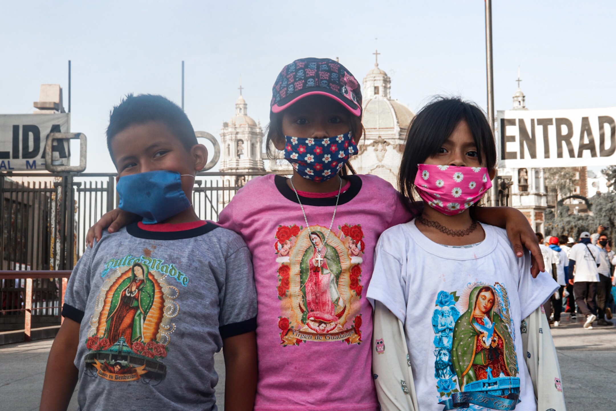 Virgen-de-Guadalupe-Basilica-peregrinos-1