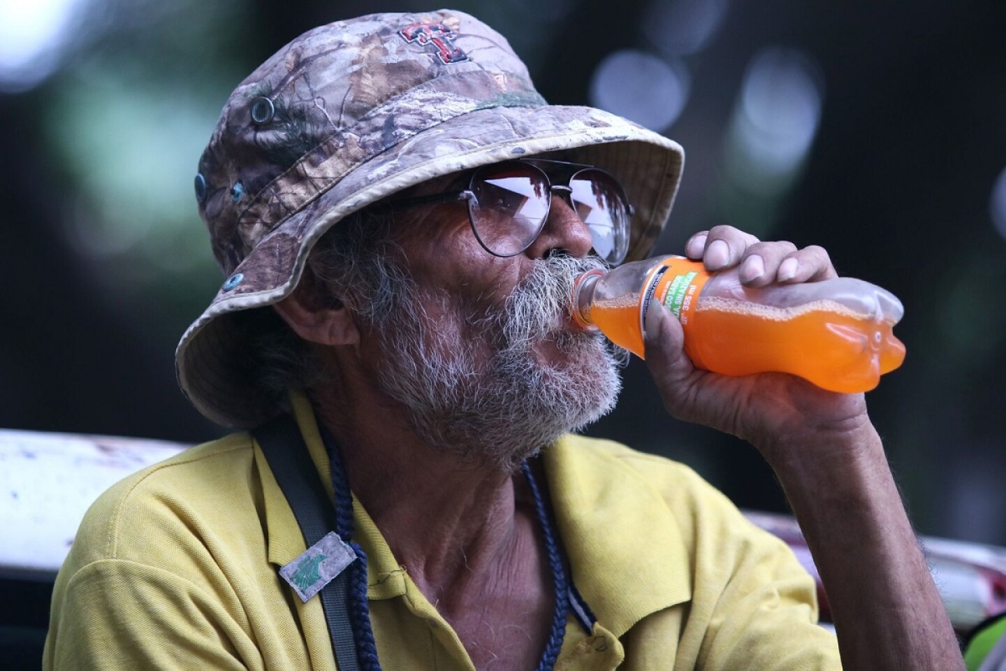 Consumo Refresco Cigarro Agua