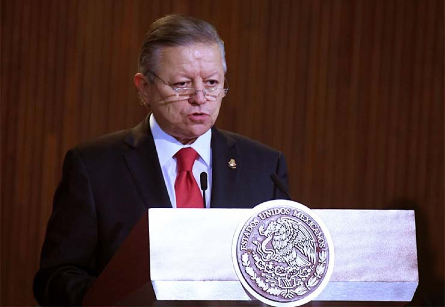 El ministro presidente Arturo Zaldívar durante la ceremonia del 103 Aniversario de la Promulgación de la Constitución Política