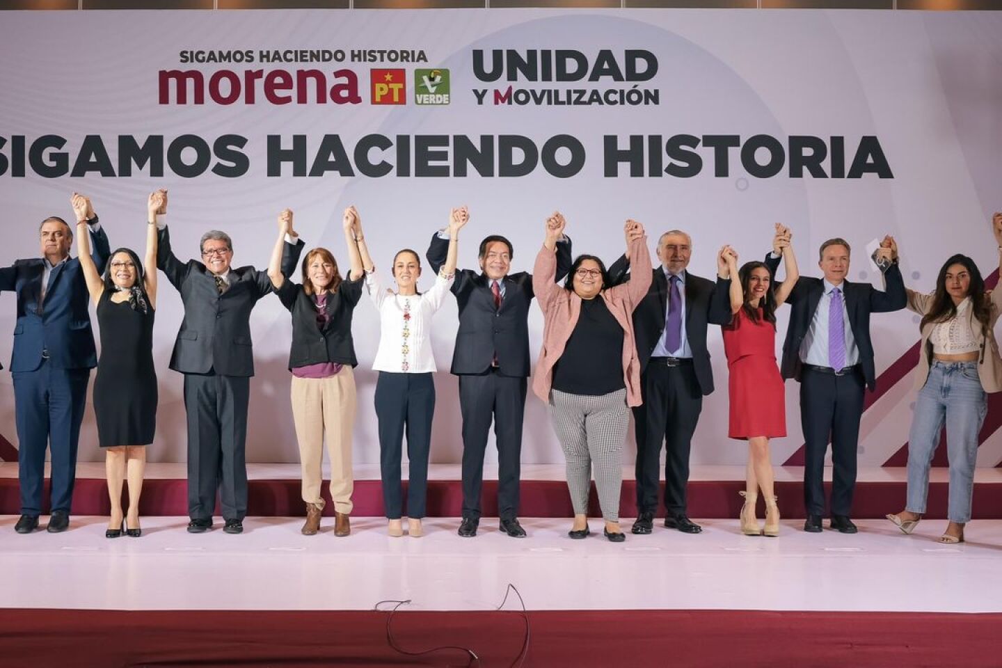 sheinbaum Hoy+presenté+el+‘equipazo’+ganador+del+2+de+junio+de+2024.+Hay+una+enorme+unidad+en+nuestro+movimiento.+Las+y+los+integrantes+del+equipo+de+campaña+para+contender+por+la+Presidencia+de+la+República+son+los+siguientes-