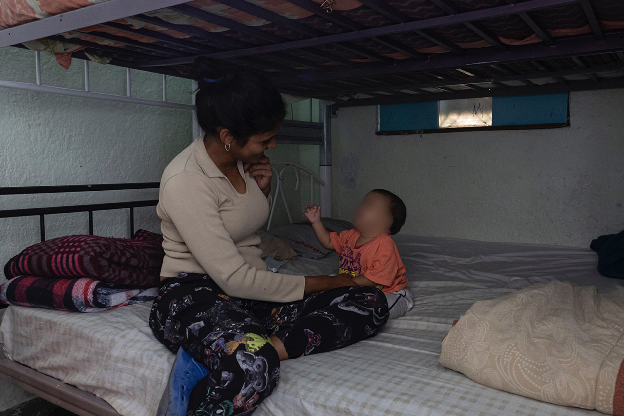 migrantes-venezolanos-cdmx-estados-unidos-tochan-albergue-9