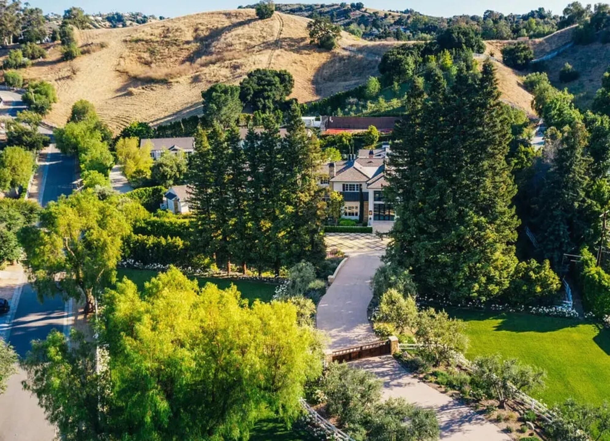 mansion-hidden-hills