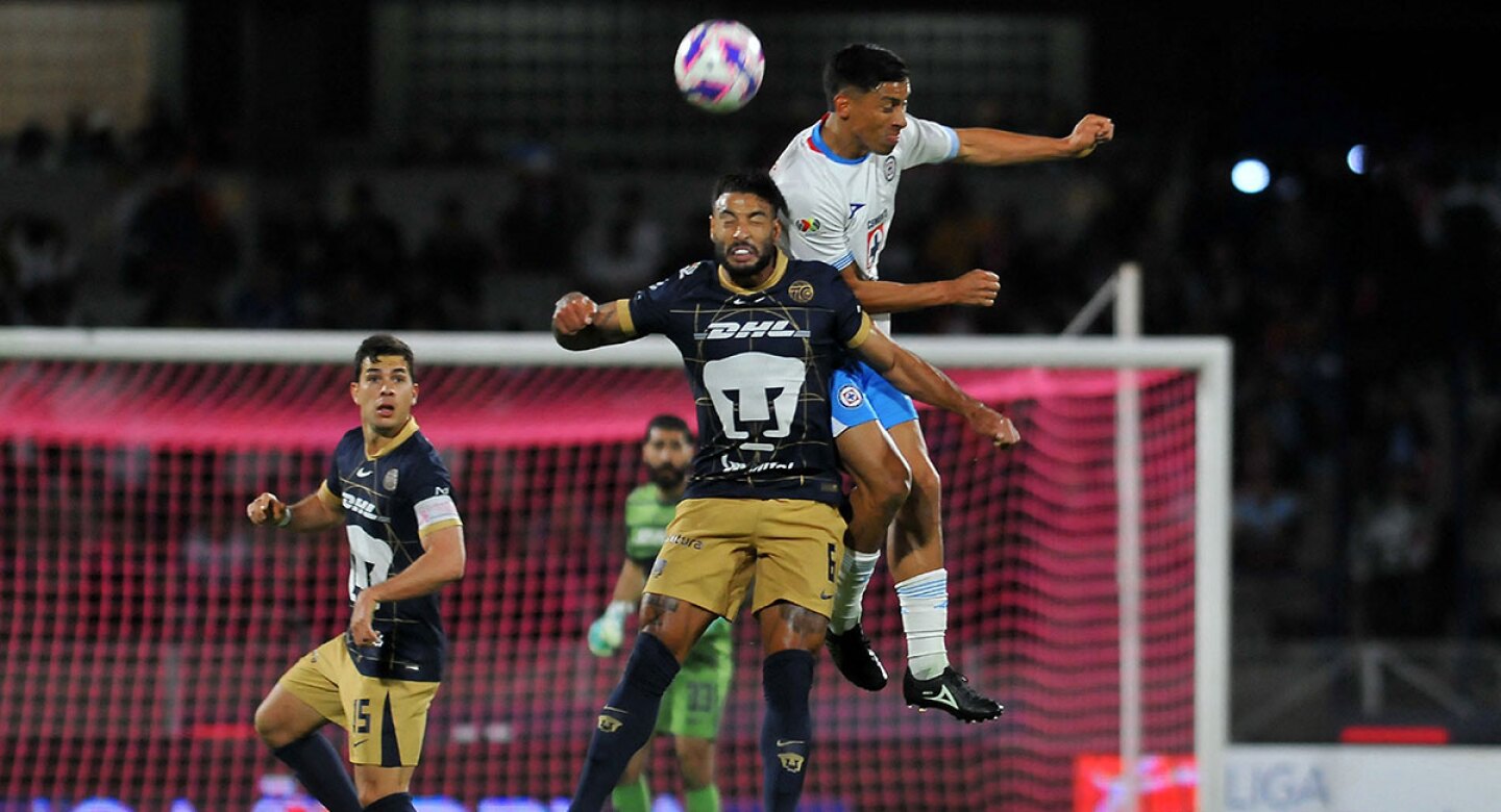 Pumas-Cruz-Azul-en-CU.jpg