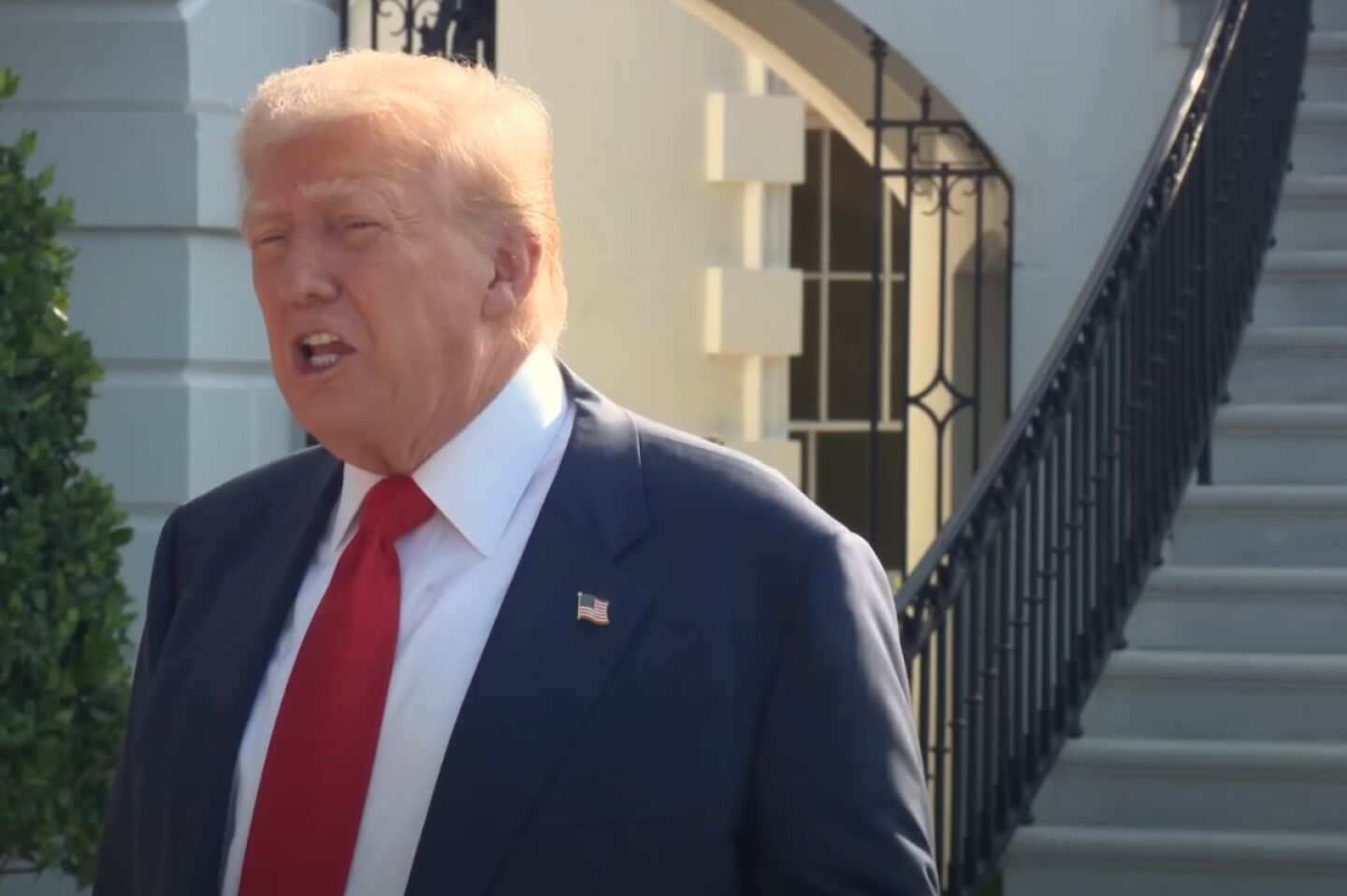 donald-trump-dona-su-salario-como-presidente-para-renovar-la-casa-blanca-asi-seran-los-cambios-millonarios
