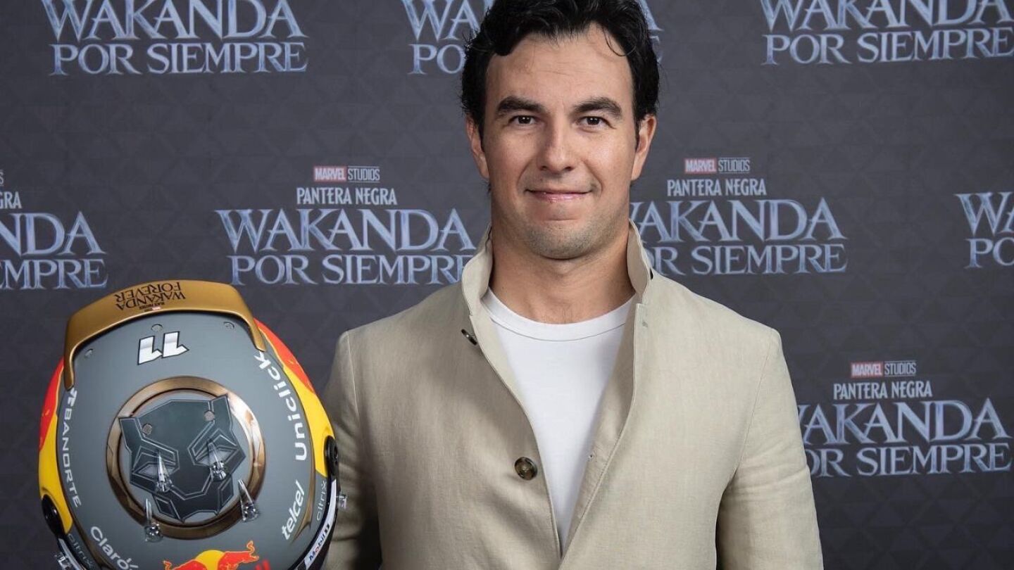 Cascos de Checo Pérez en la temporada