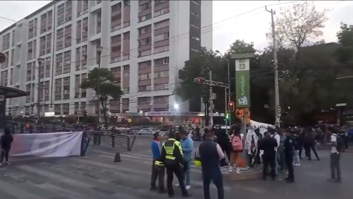 Bloqueo-Eje-1-poniente-hoy