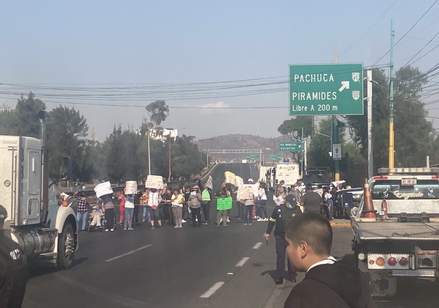 bloqueo-en-la-mexico-pachuca-cierran-por-joven-desaparecida