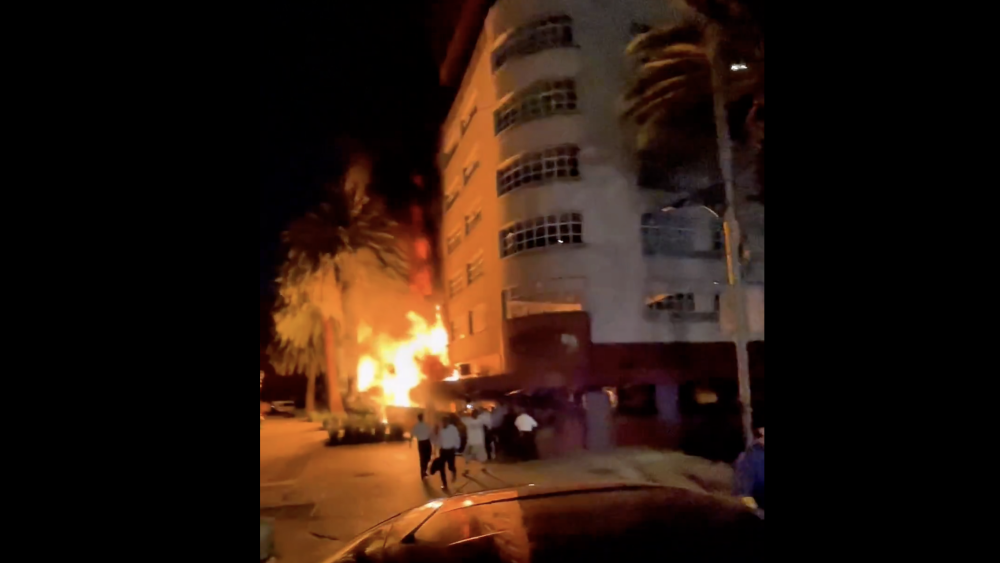 Explosión en restaurante ‘La Soldadera’ provoca incendio cerca del Monumento a la Revolución