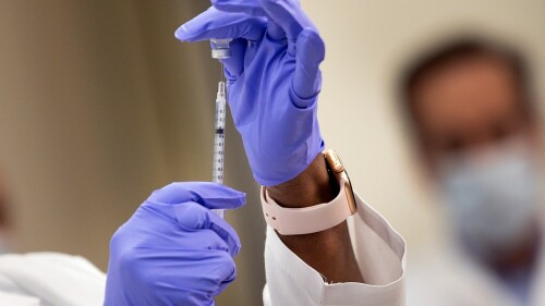 vacuna vacunar vacunación Coronavirus COVID-19 inmunización inmune
