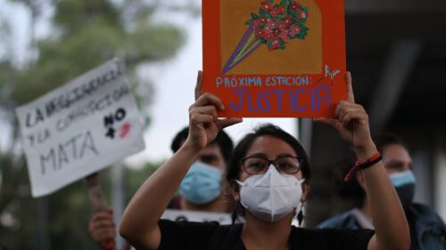 Darán becas y apoyo económico a familiares de víctimas de la L12