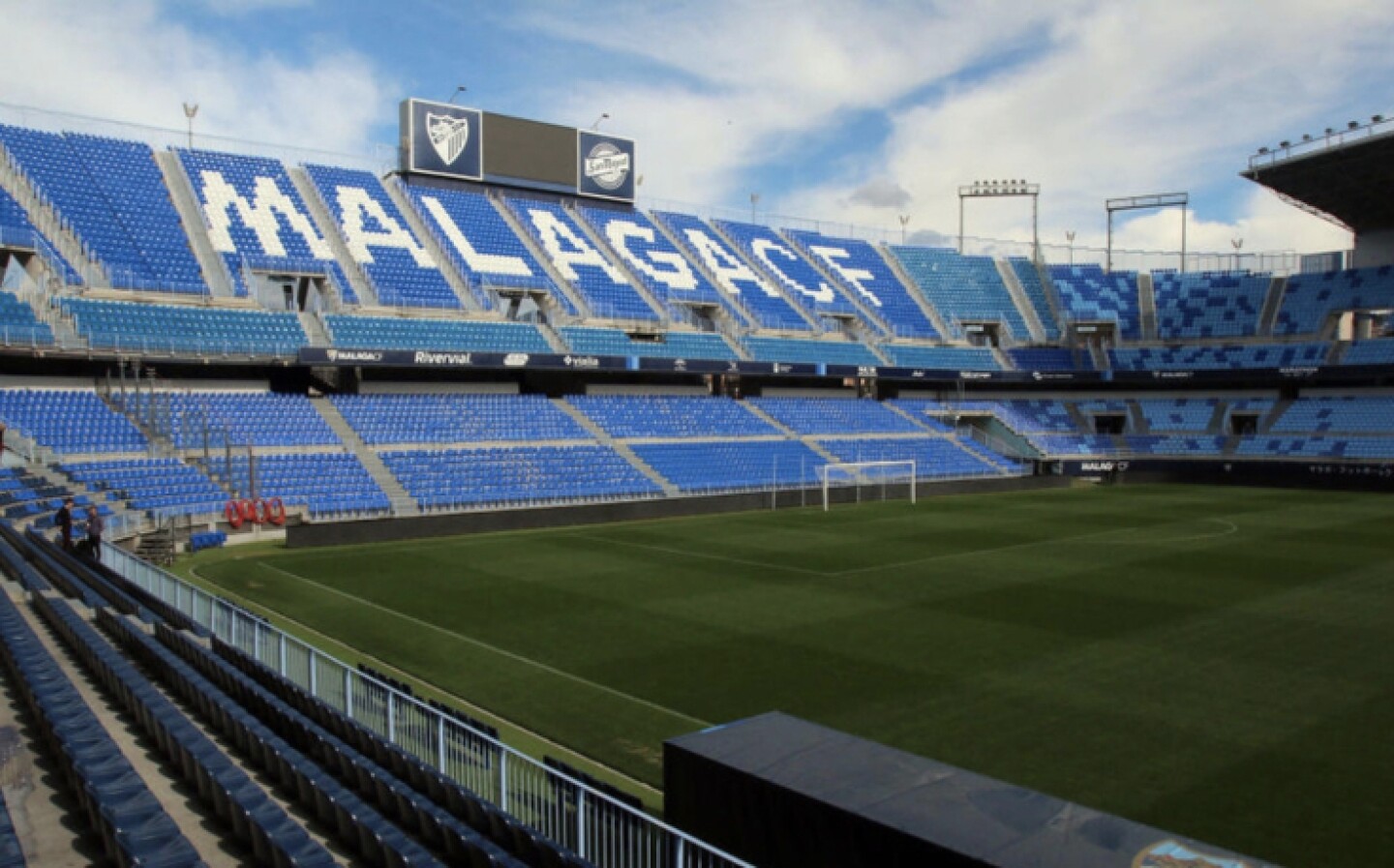 Rosaleda_hombre_estadio