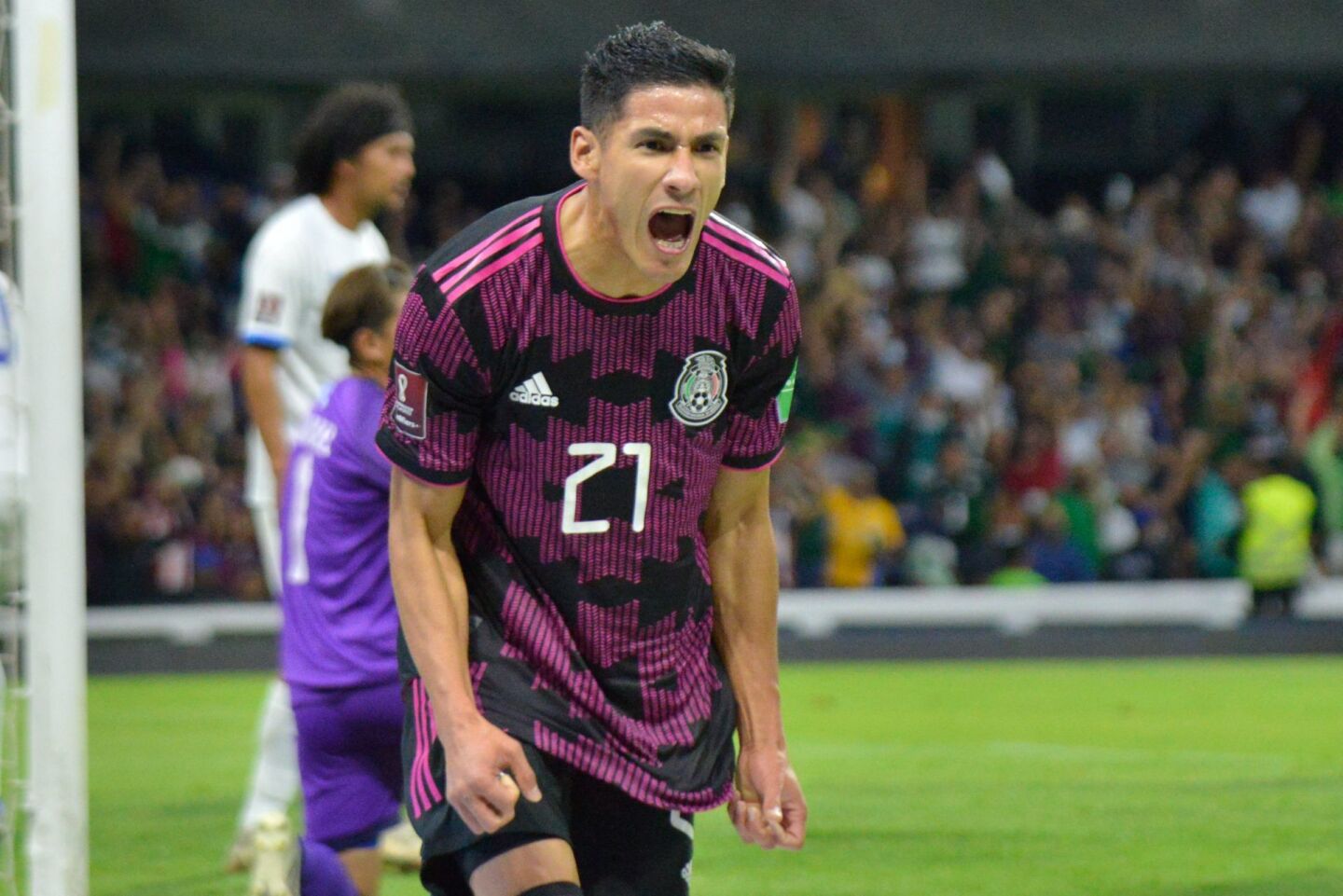 Uriel Antuna, delantero de la Selección Mexicana, celebra su anotación frente a la Selección de El Salvador, en partido correspondiente a las eliminatorias rumbo a la Copa del Mundo Qatar 2022.