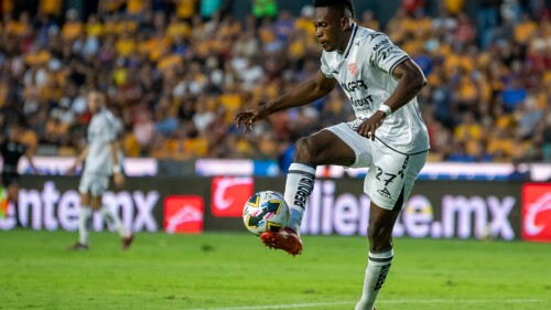 serie-documental-necaxa-disney
