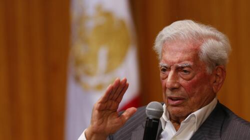 "Le dedico mi silencio" y un ensayo sobre Sartre será lo último que escriba Vargas Llosa