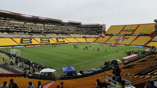 Paranaense visita estadio de la final de Libertadores