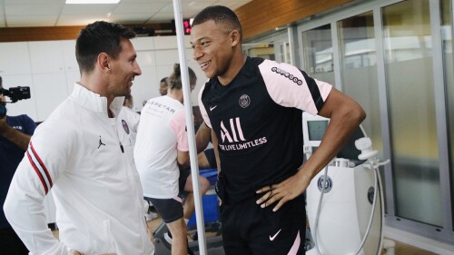 Mpabbé y Leo Messi