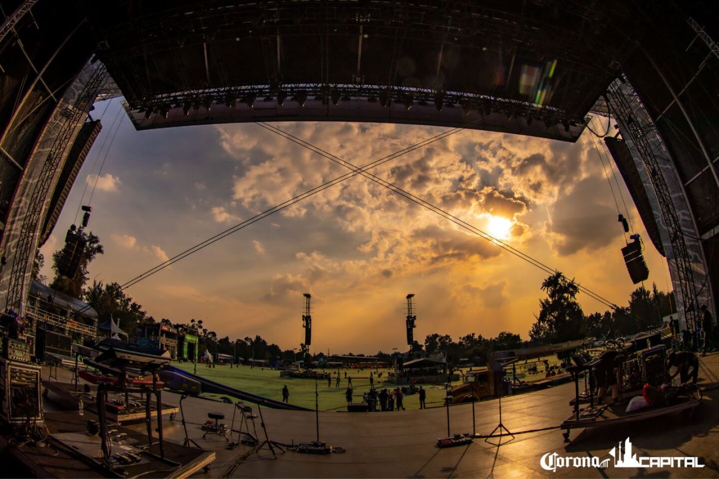 horarios-viernes-corona-capital