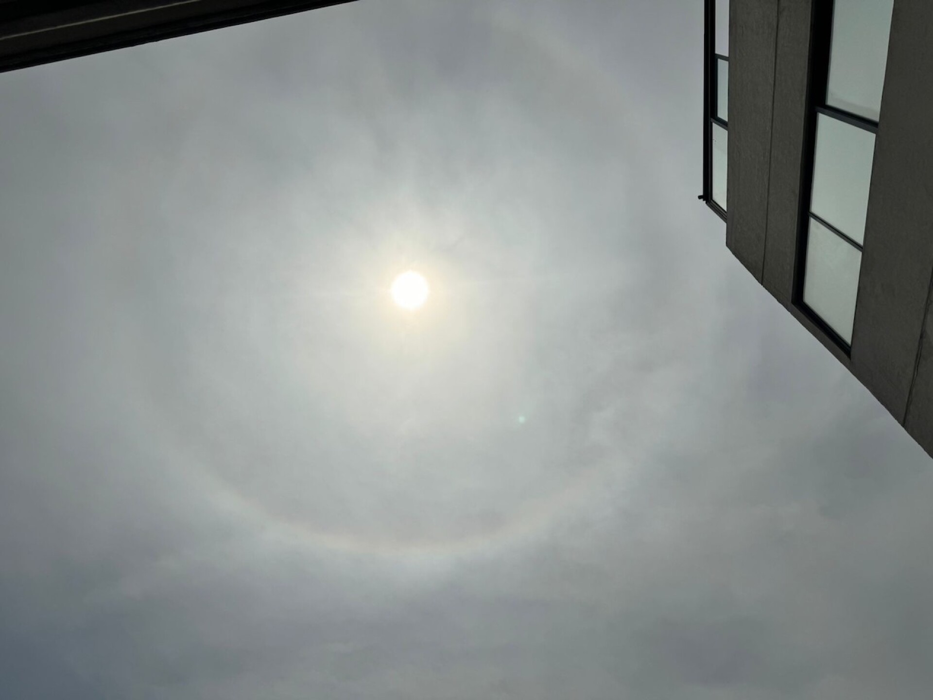 halo-solar-que-es-el-aro-alrededor-del-sol-y-por-que-se-forma-5