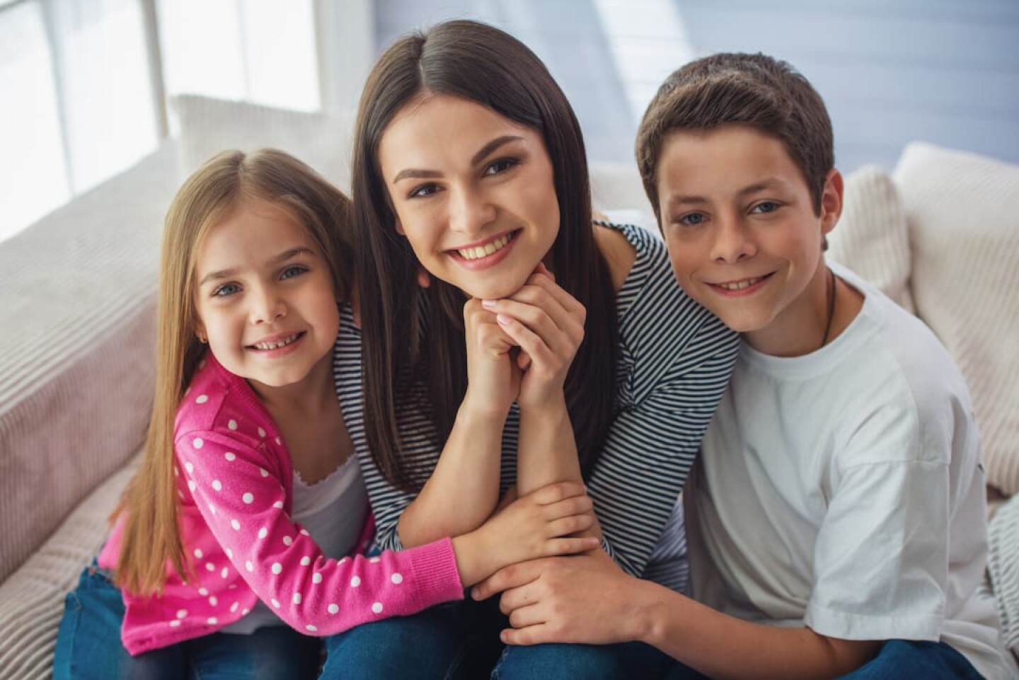 mom-and-her-children-2023-11-27-05-00-08-utc (2) (1)