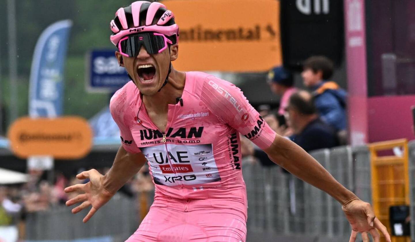 isaac del toro giro de italia 2025(1).jpg